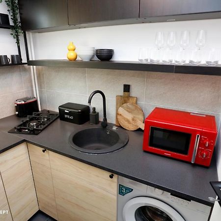 Bright & Relaxing Stay Studio Bukares Bagian luar foto